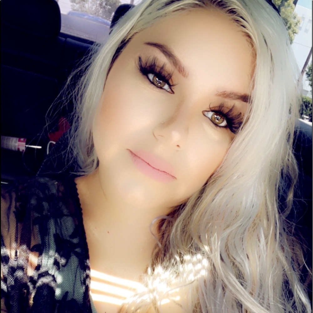 Meet your Posher, Mayra